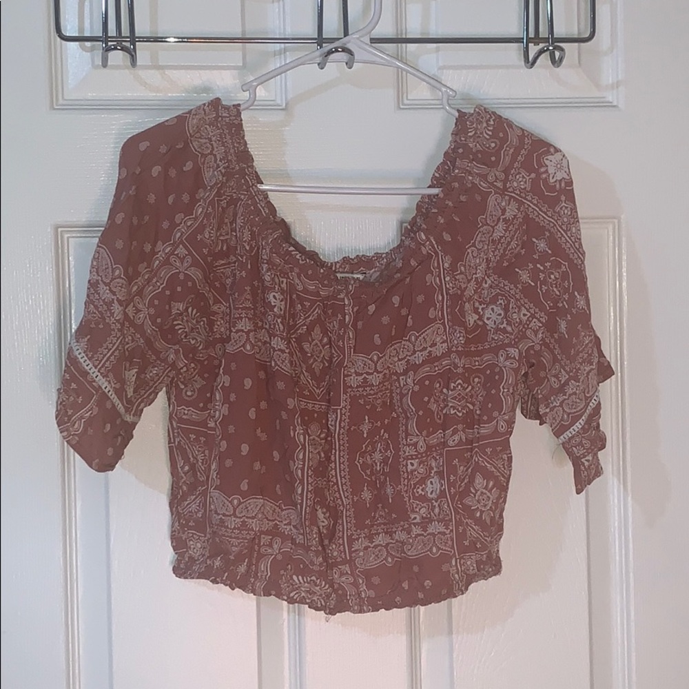 Pink cropped blouse